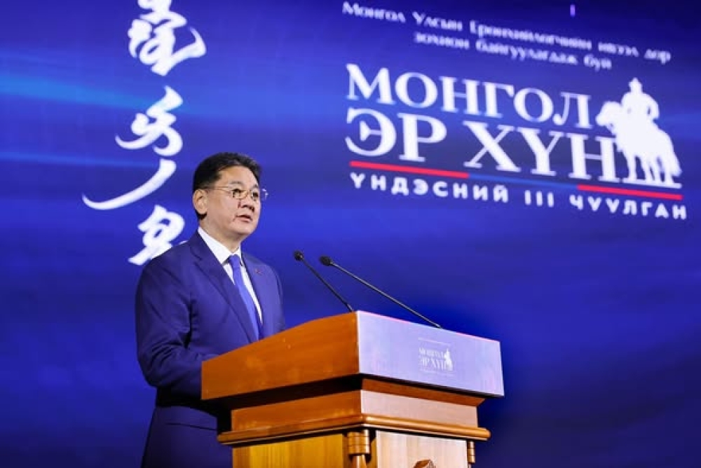 Ерөнхийлөгчийн ивээл дор “МОНГОЛ ЭР ХҮН” үндэсний III чуулган төрийн ордонд боллоо