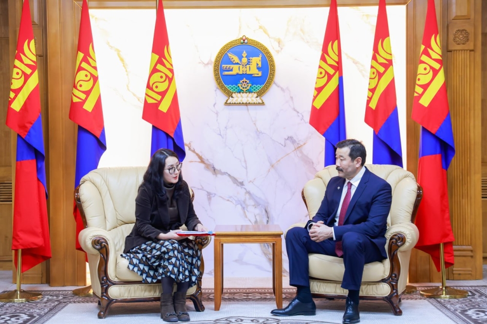 Хувь хүний орлогын албан татварын тухай хуульд өөрчлөлт оруулах тухай хуулийн төслийг өргөн мэдүүллээ