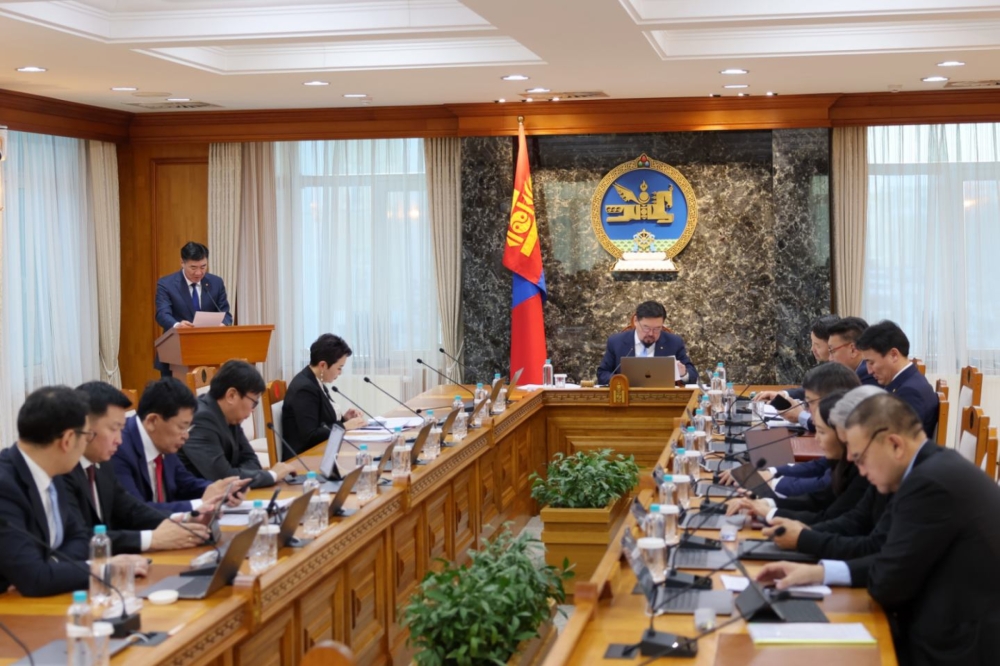 Төрийн албан хаагчийн нэг удаагийн буцалтгүй тусламжийг хууль ёсны өвлөгчид нь олгохоор боллоо