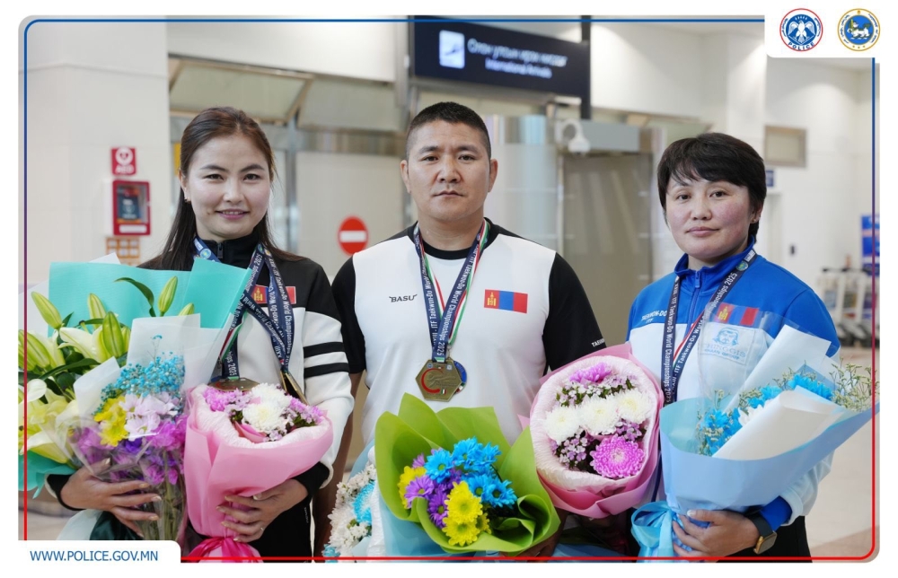 “Олон улсын Таеквон-догийн дэлхийн аварга” шалгаруулах тэмцээний аваргууд эх орондоо иржээ